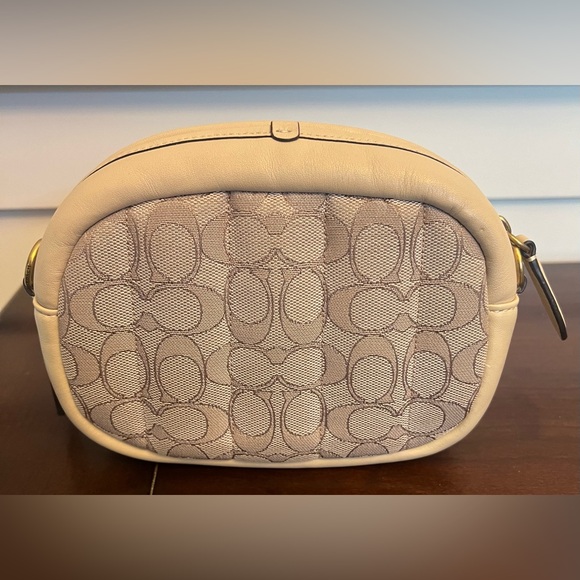 Sold - Picture 5 of 8